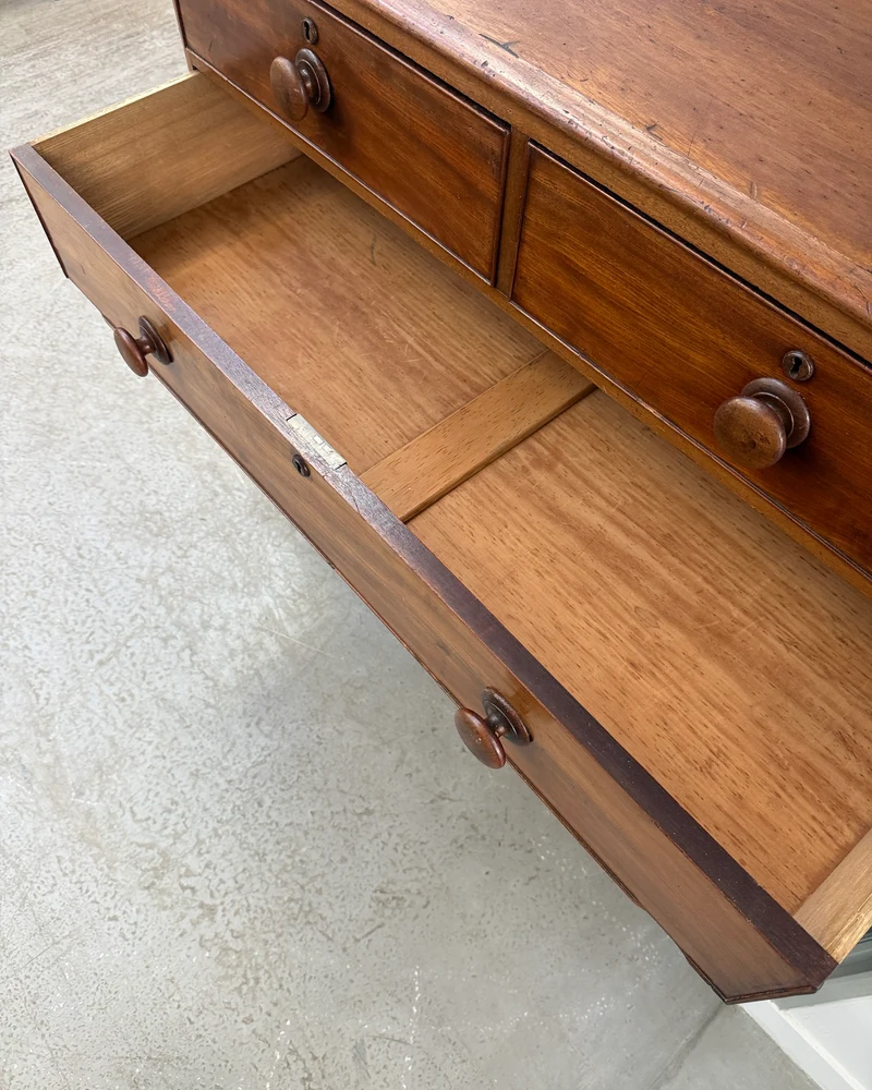 Grande commode anglaise victorienne en acajou