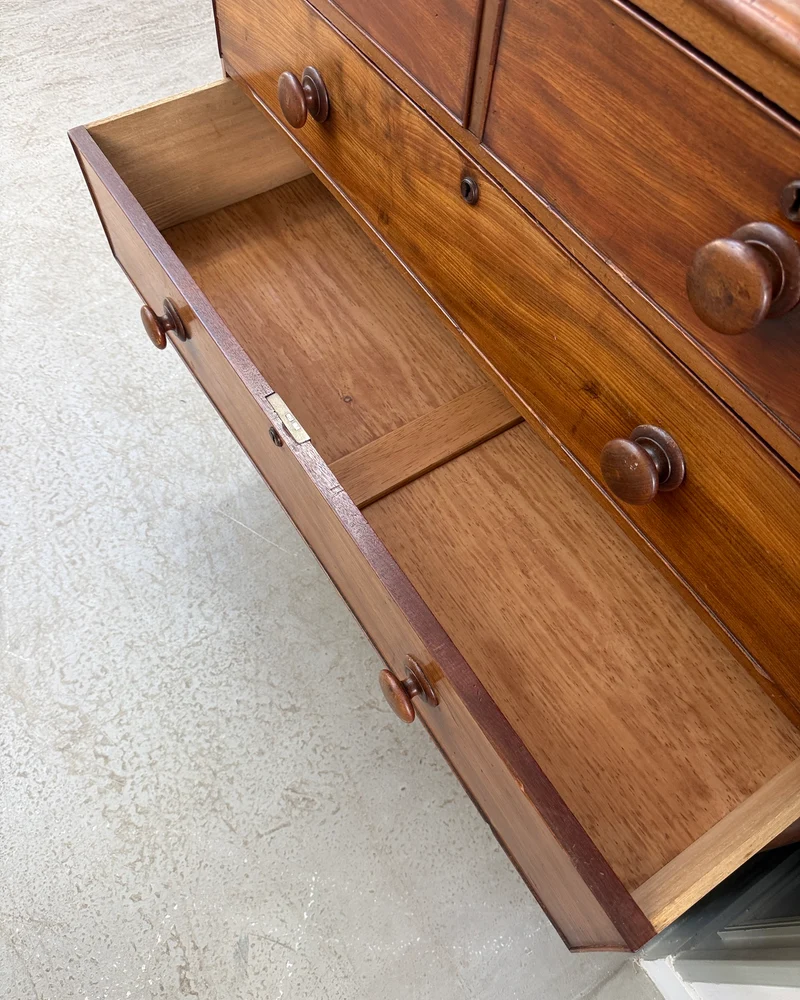 Grande commode anglaise victorienne en acajou