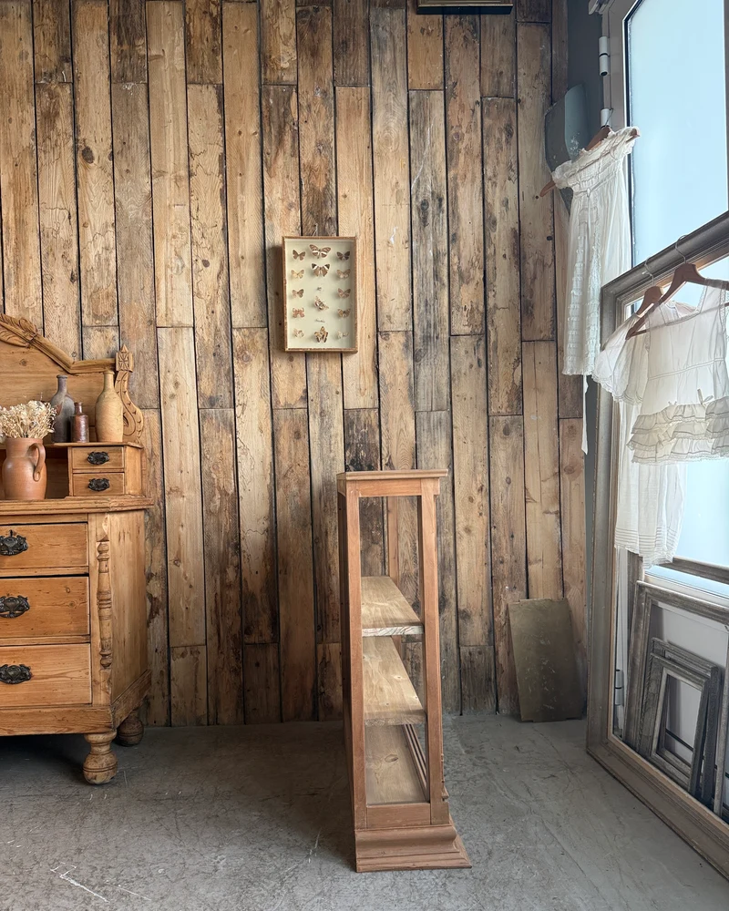 Ancien présentoir de commerce
