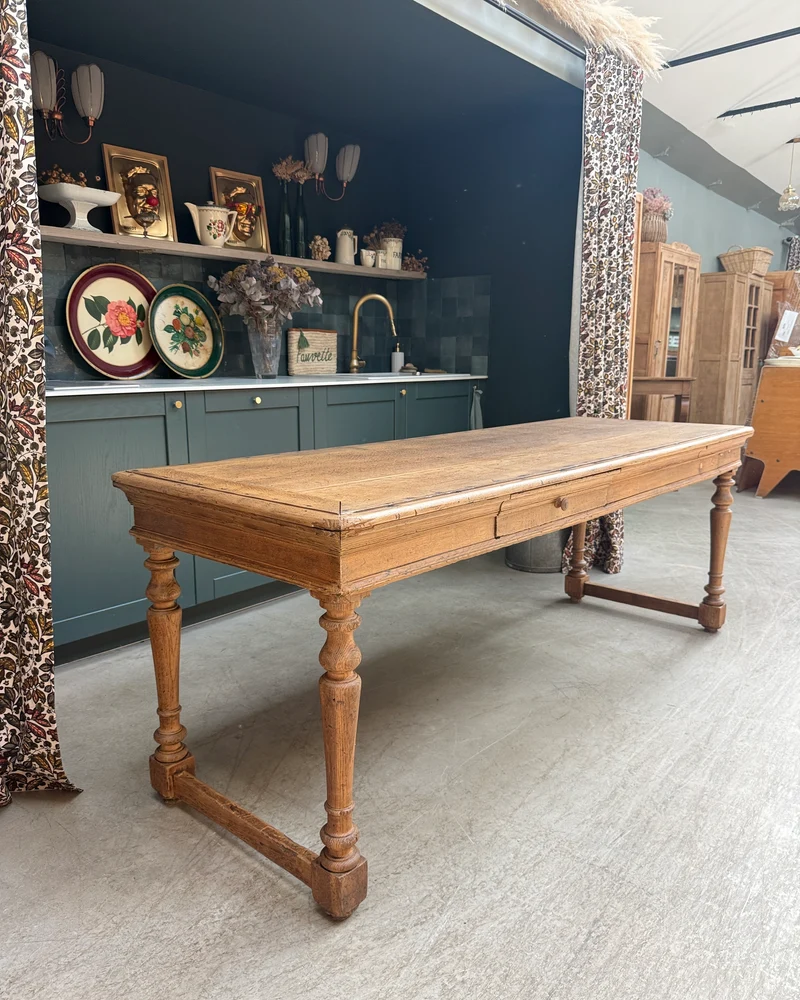 Table de ferme aux pieds tournés en chêne