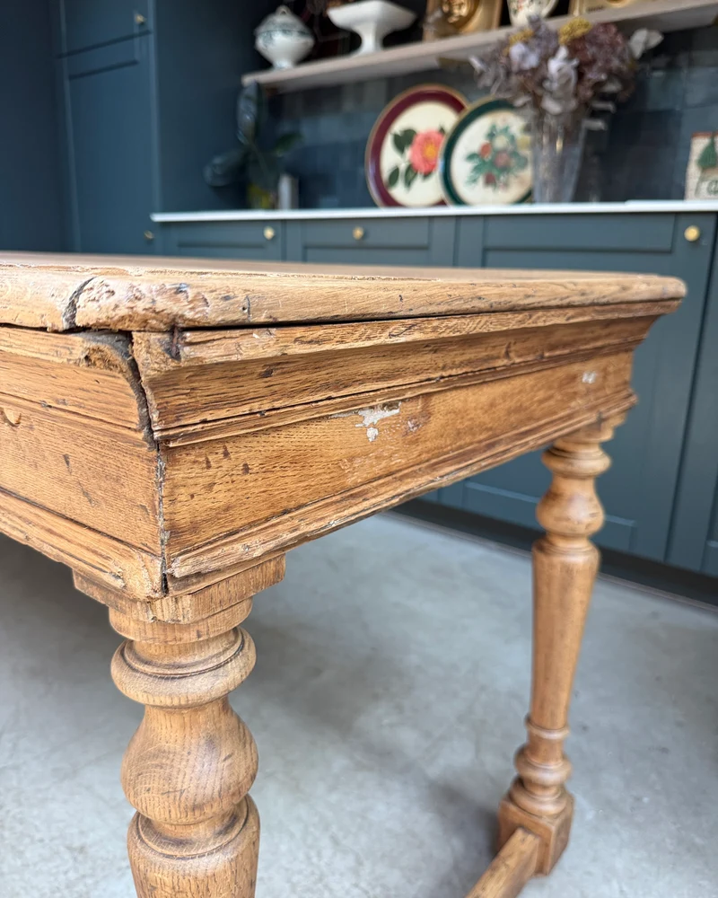 Table de ferme aux pieds tournés en chêne