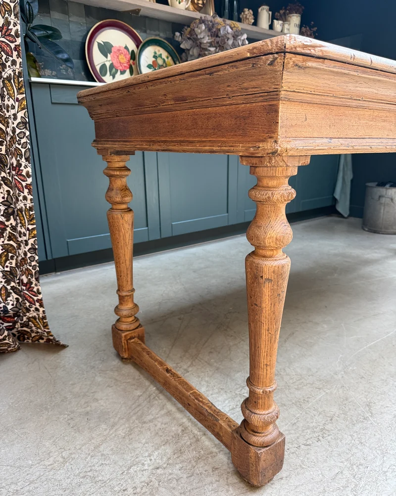 Table de ferme aux pieds tournés en chêne