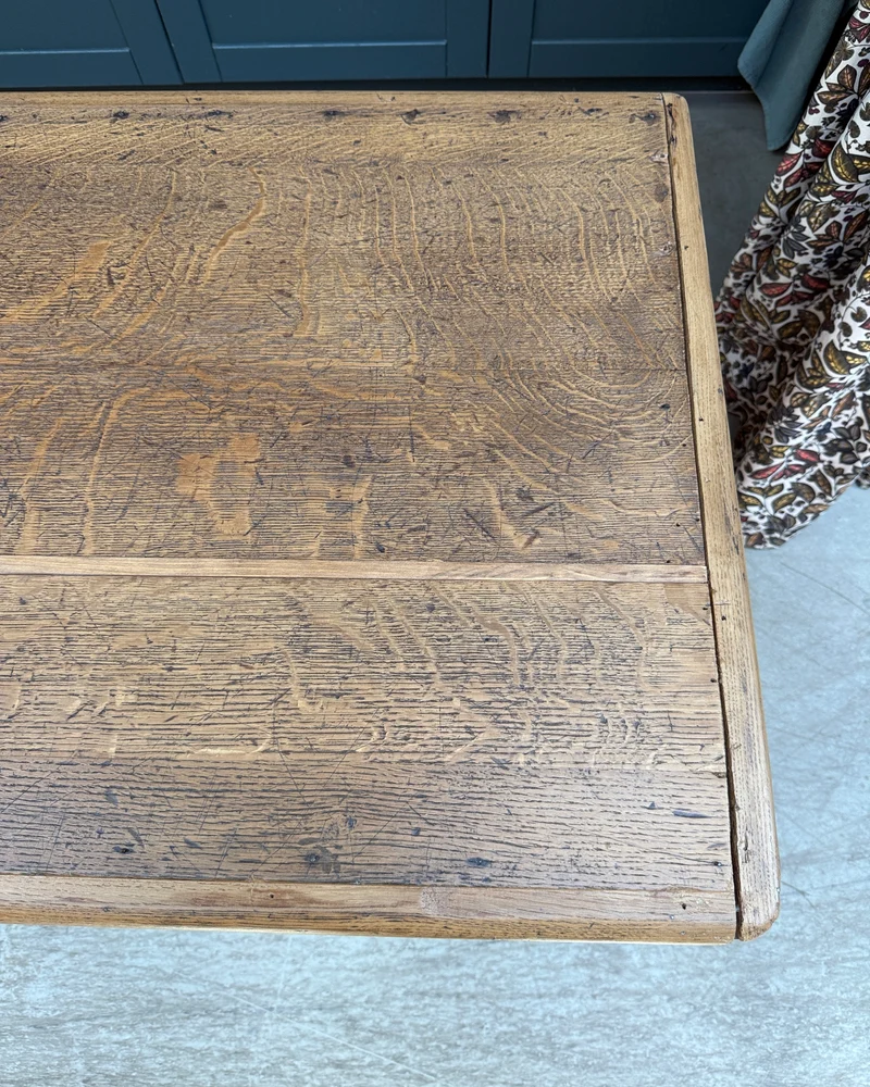 Table de ferme aux pieds tournés en chêne