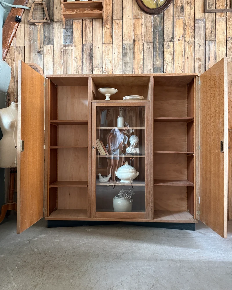 Grande armoire-vitrine vintage Burwood