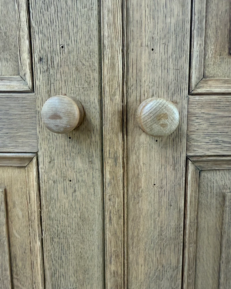 Armoire parisienne en chêne