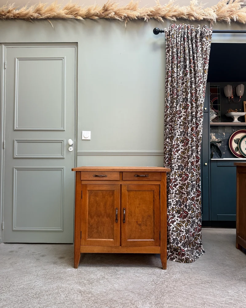 Buffet parisien vintage
