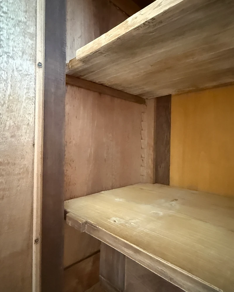 Grande armoire à glace de style Louis XVI
