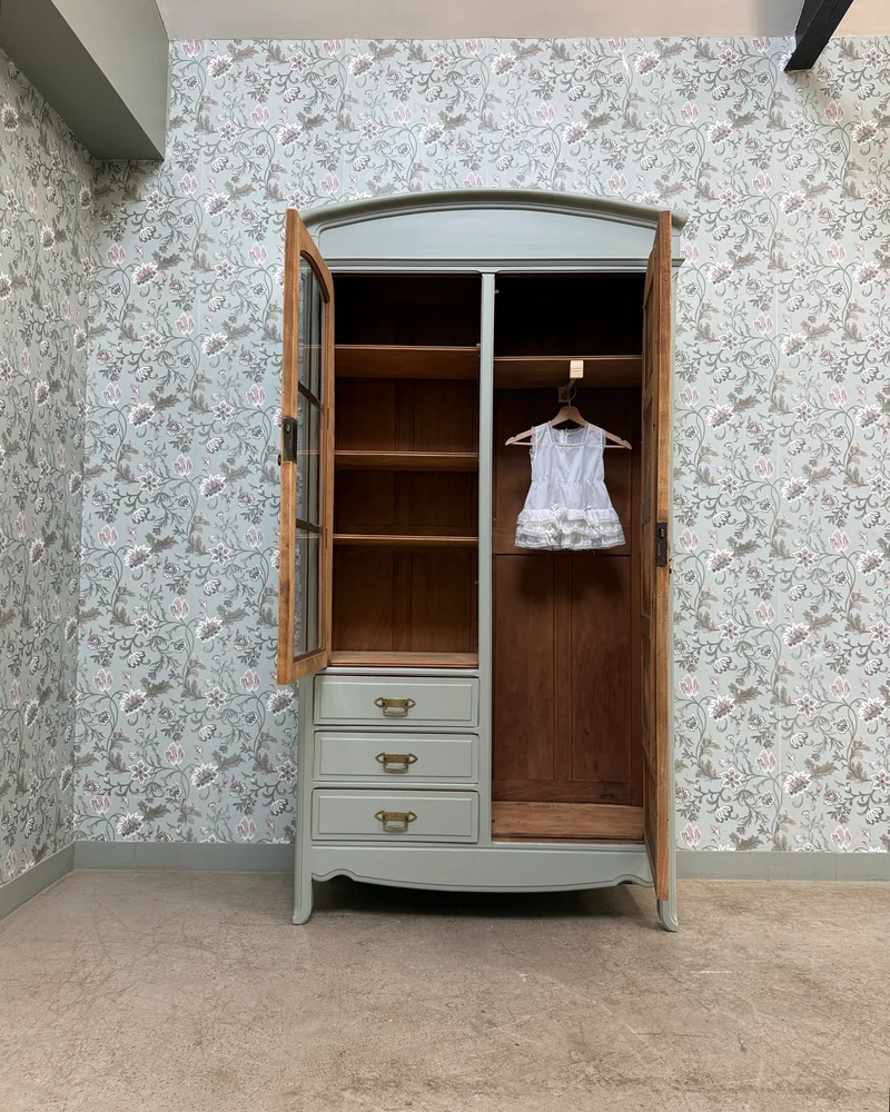 Grande armoire Art Nouveau