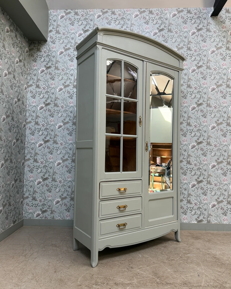Grande armoire Art Nouveau