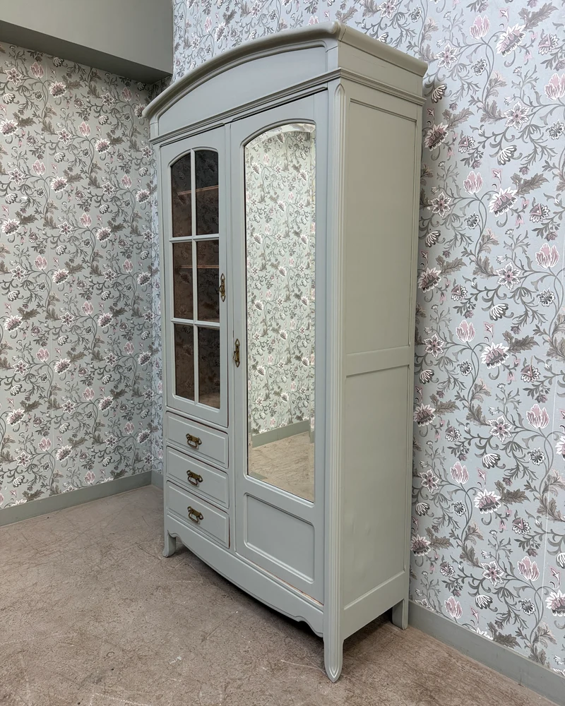 Grande armoire Art Nouveau