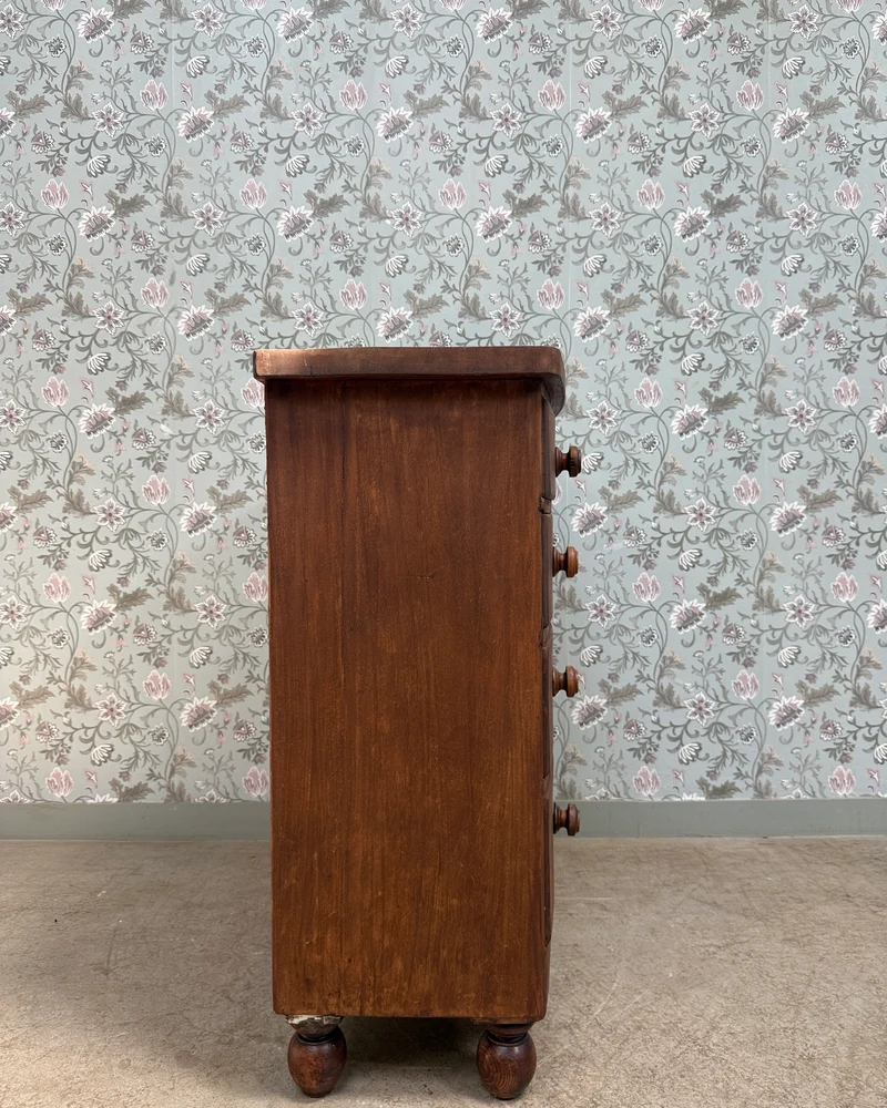 Grande commode anglaise ancienne