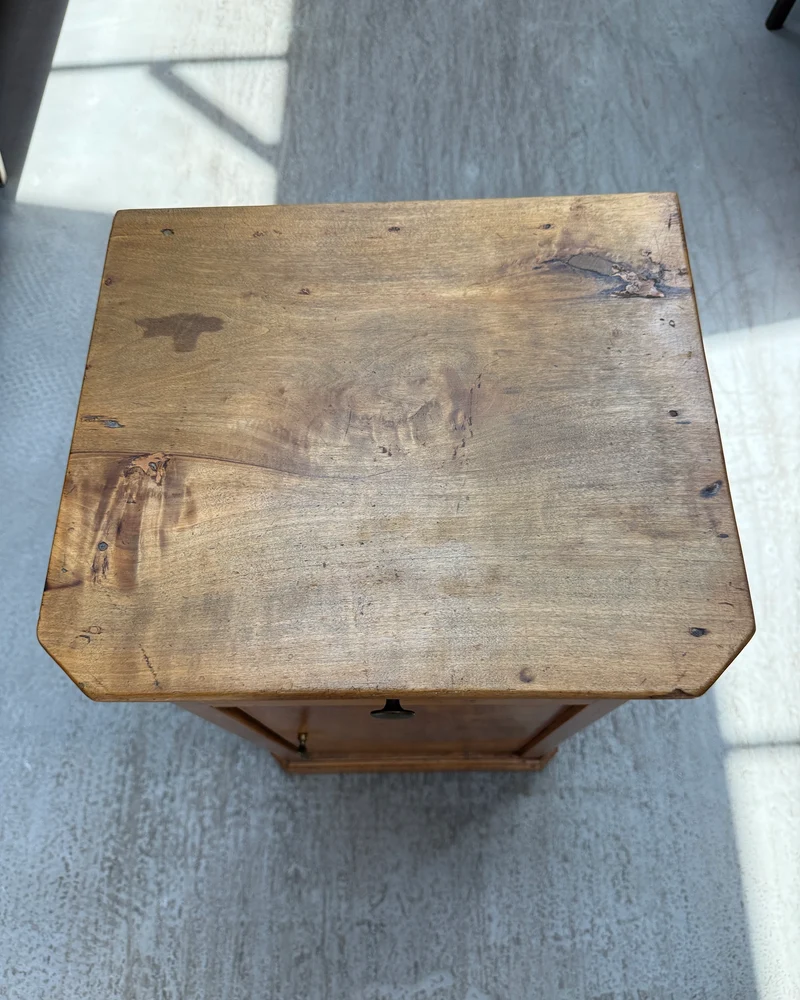 Table de chevet Louis-Philippe
