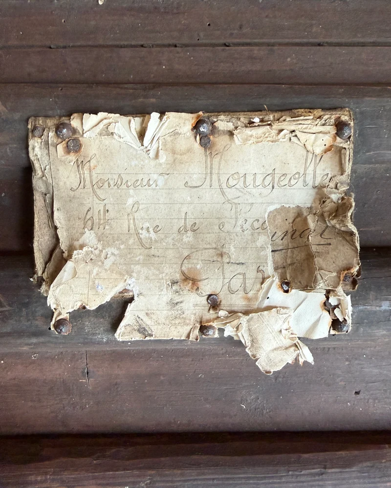 Ancien coffre de voyage