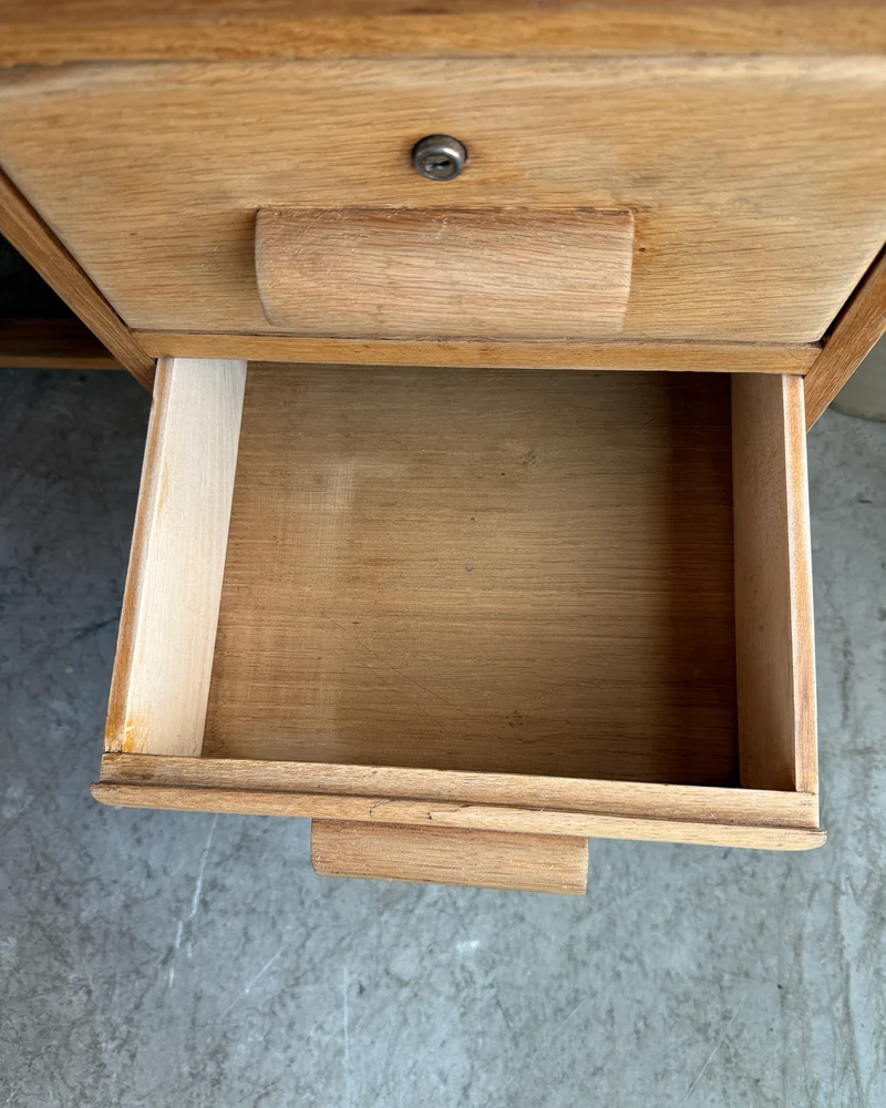 Bureau demi-ministre en chêne
