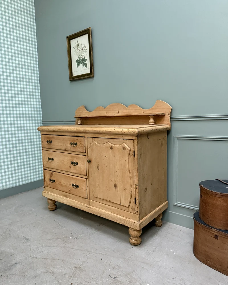 Grande commode anglaise en pin