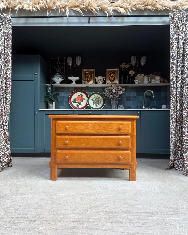 Commode vintage en orme massif