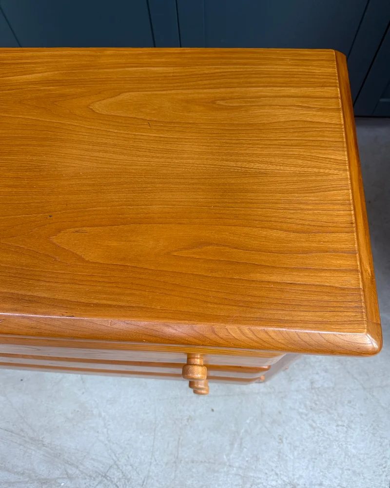 Commode vintage en orme massif