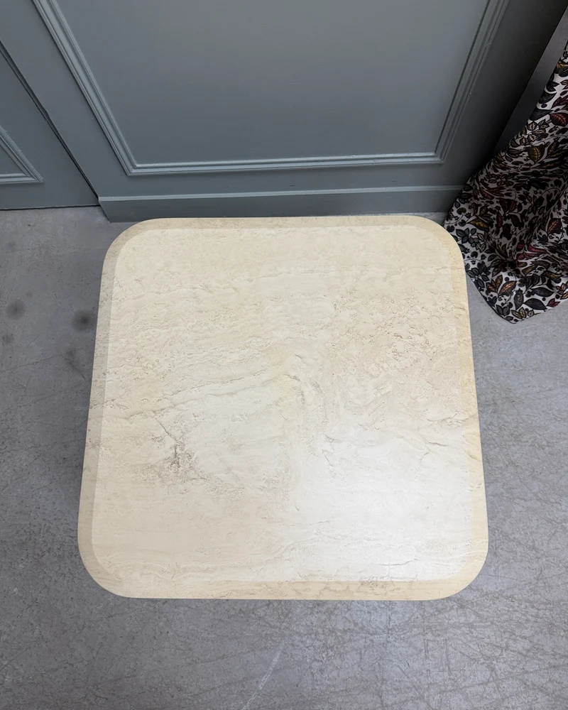 Table basse vintage en travertin des années 70