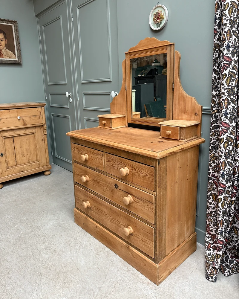 Commode anglaise coiffeuse