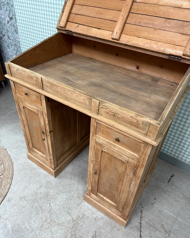 Grande table à dessin ancienne