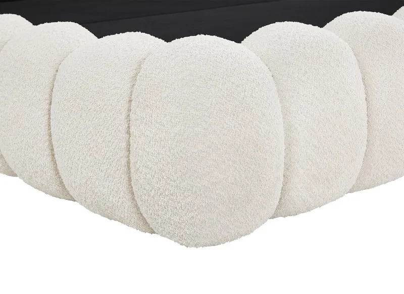 Lit coffre en tissu bouclette beige 160x200 cm GRETA