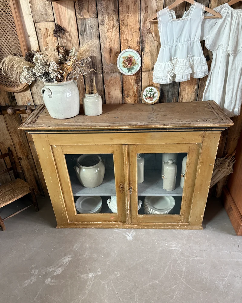 Grande vitrine ancienne patinée