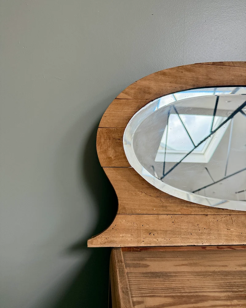 Miroir ovale de coiffeuse