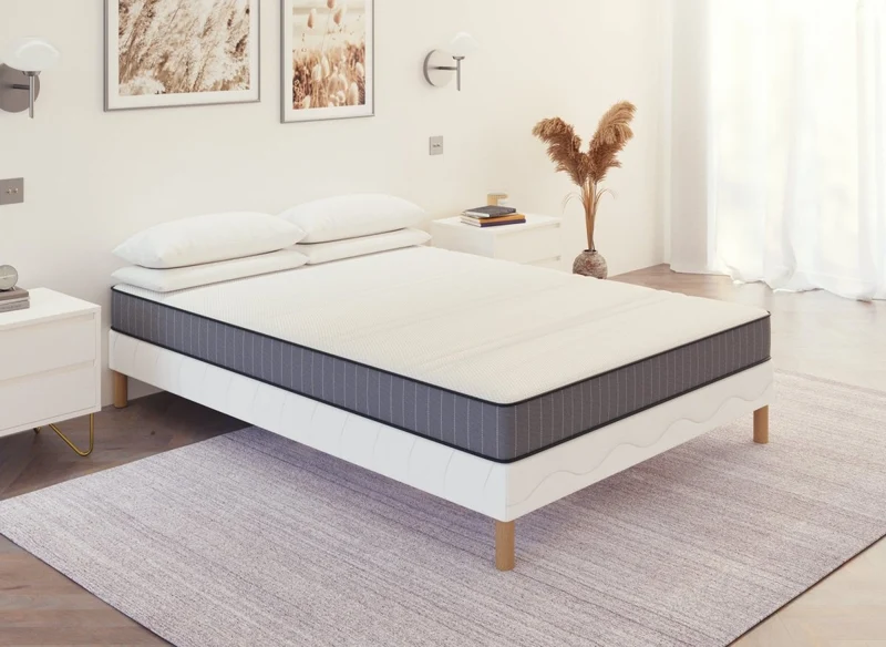 Matelas en mousse 160 x 200 cm épaisseur 15 cm WOLK