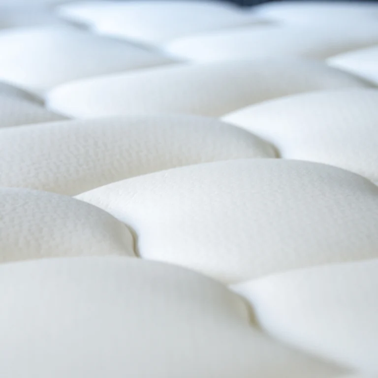 Matelas pour lit 180x200 ressorts et mémoire de forme