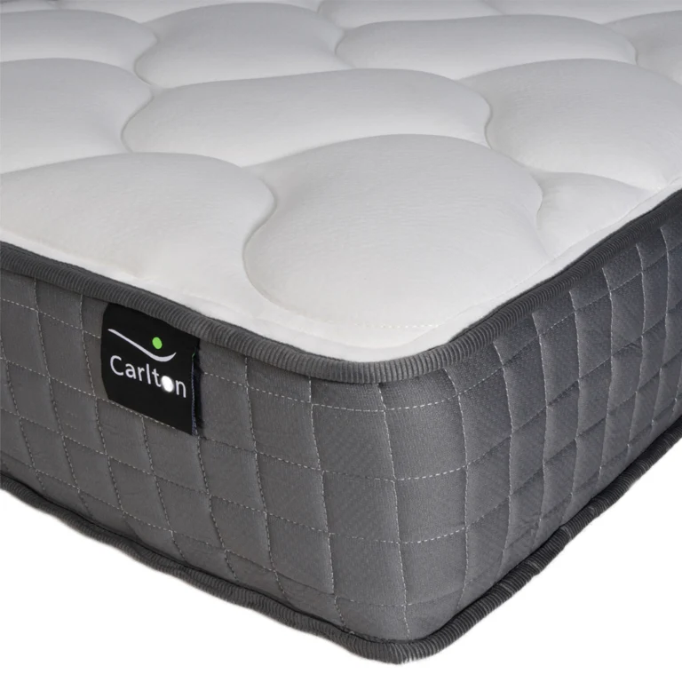 Matelas pour lit 140x200 ressorts et mémoire de forme