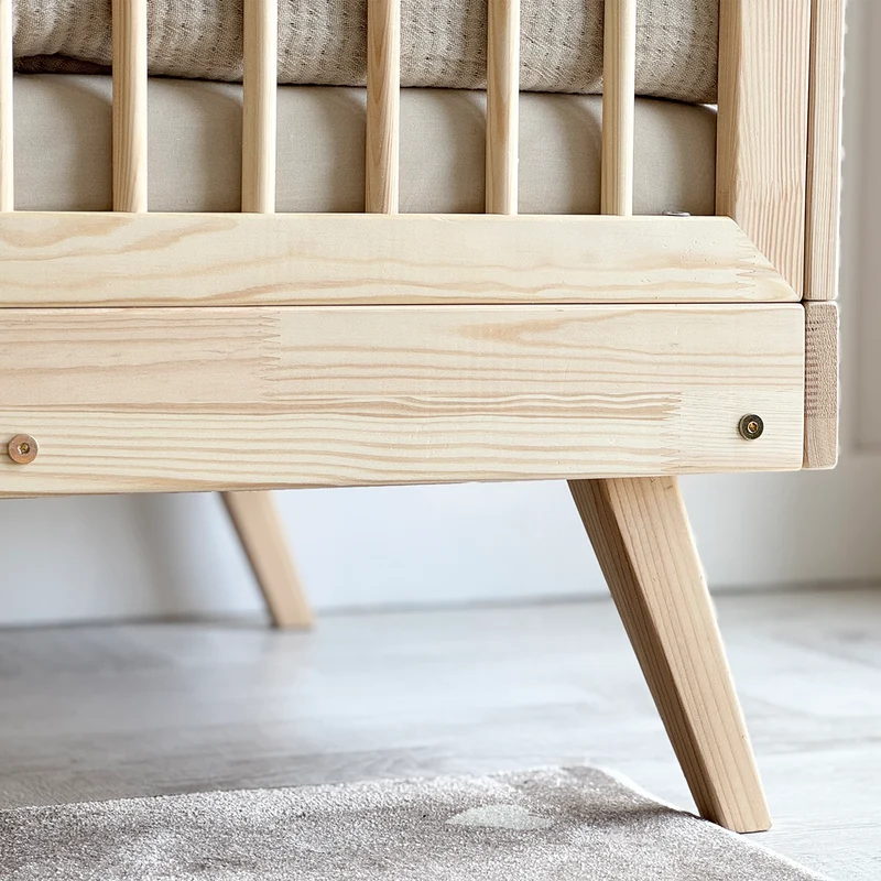 Lit 90x200 barrière haute et sommier inclus pieds 20 cm Maylis Bois