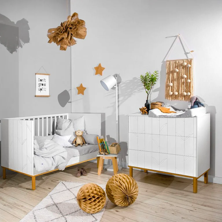 Lit évolutif 70x140 et commode 3 tiroirs Bellamy Toteme Botanic Blanc et bois