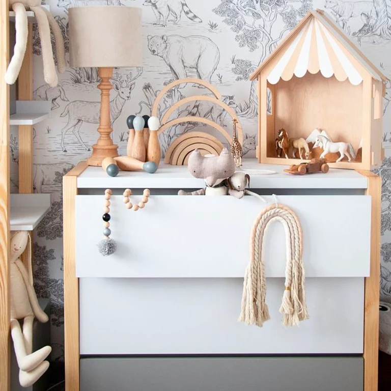 Commode 3 tiroirs Bellamy Pinette Blanc et gris