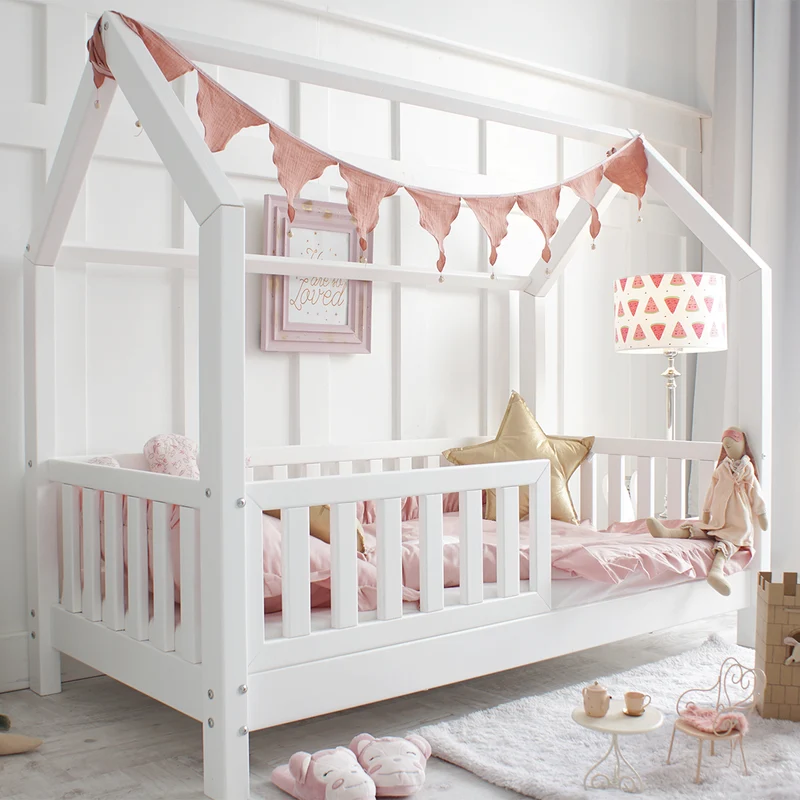 Lit cabane 90x200 barrière et sommier inclus pieds 10 cm Daisy Blanc