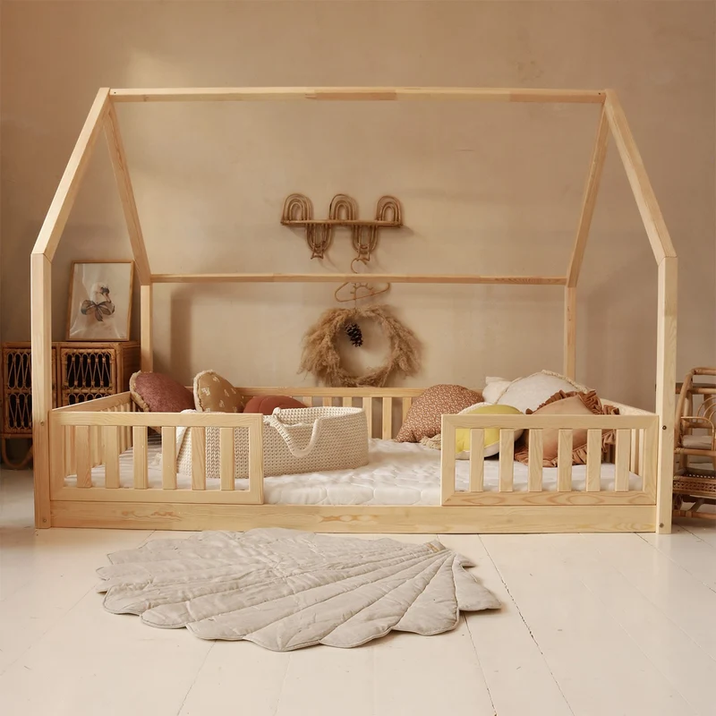 Lit cabane 140x200 barrières et sommier inclus pieds 1 cm Daisy Bois