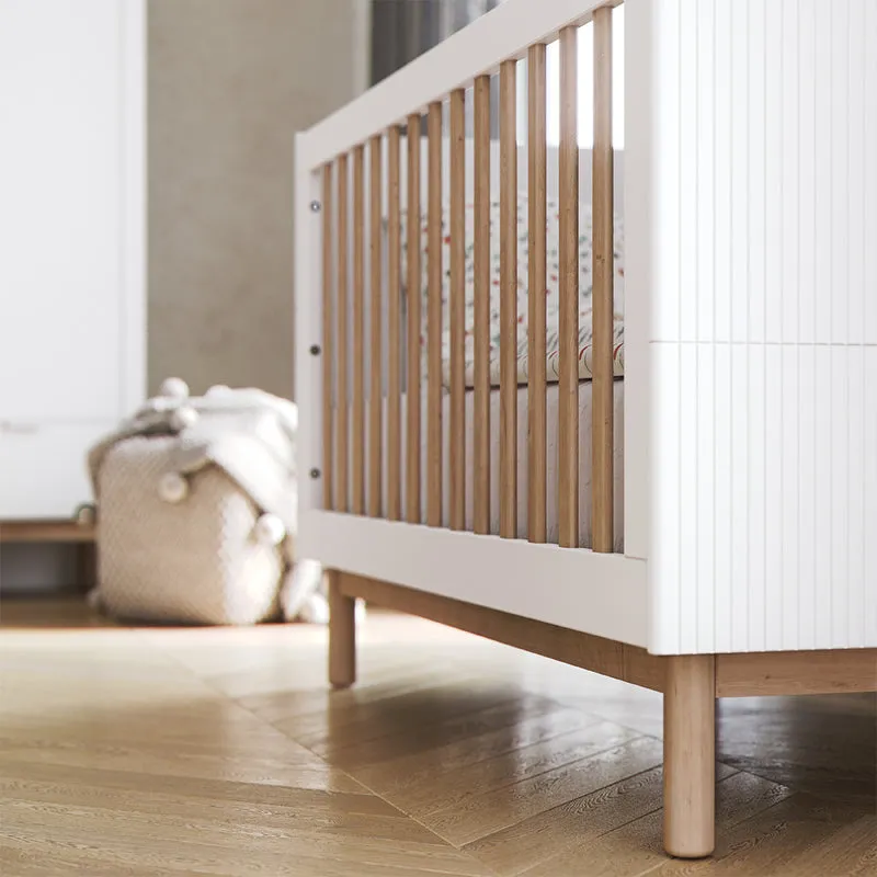 Lit évolutif 60x120 et commode 3 tiroirs 1 porte Pinio Miloo Blanc