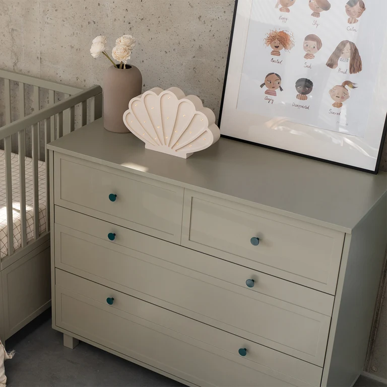 Commode 4 tiroirs Wood Luck Gabriel - Vert Eucalyptus