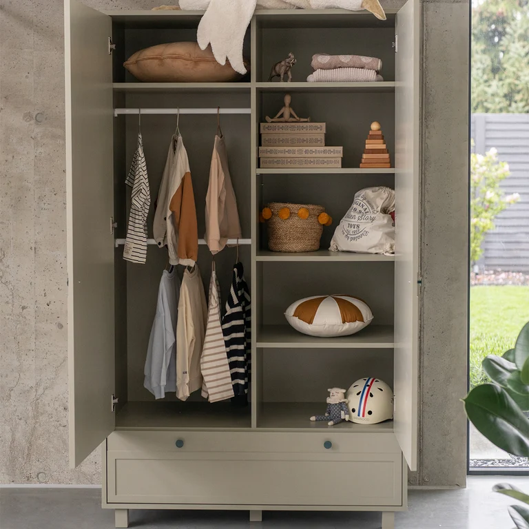 Armoire 2 portes 1 tiroir Wood Luck Gabriel - Vert Eucalyptus
