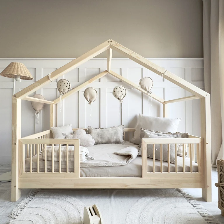 Lit cabane 90x200 barrières et sommier inclus pieds 10 cm Rosalie Bois