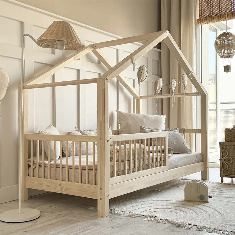 Lit cabane 90x200 barrière et sommier inclus pieds 10 cm Rosalie Bois