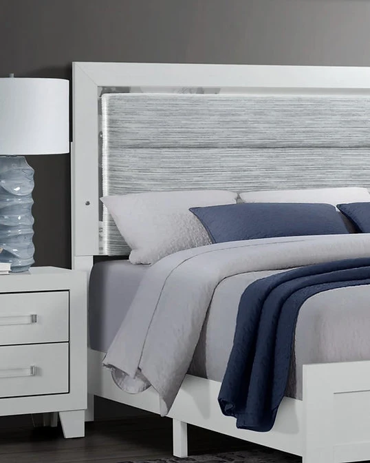LUCIA-WHITE™ – 6-PIECE BEDROOM SET
