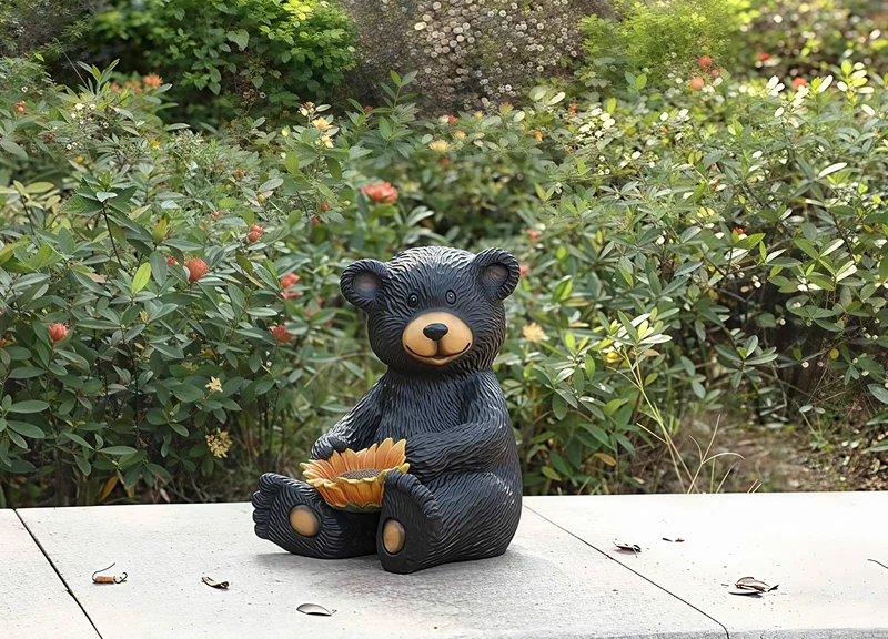 BEAR CUB™ – HOLDING SUNFLOWER GARDEN STATUE – 75619-I