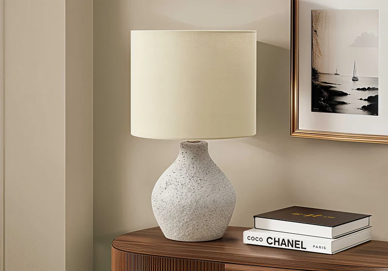 TERRAVA FORGE™ – CONTEMPORARY RESIN TABLE LAMP – I 9772