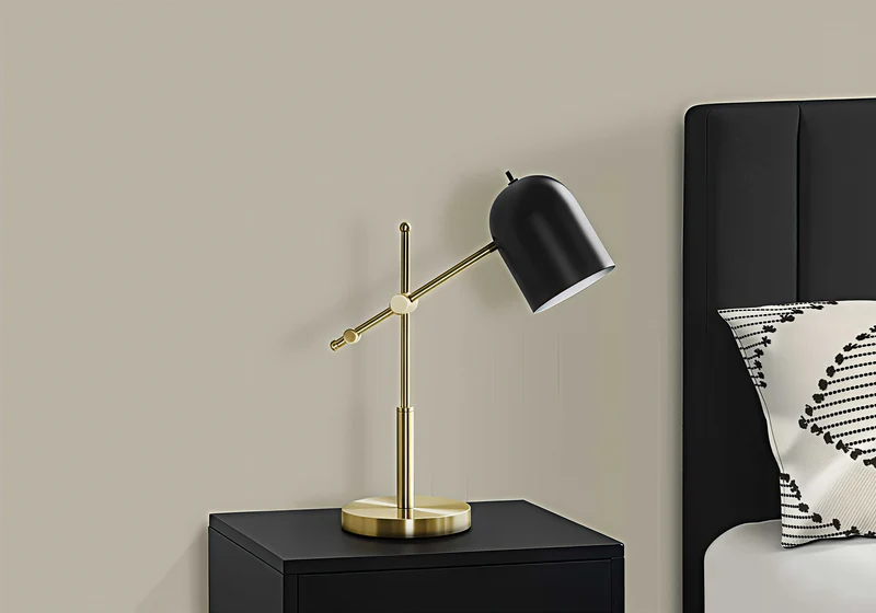 AURELION TASK™ – MODERN BRASS TABLE LAMP – I 9766