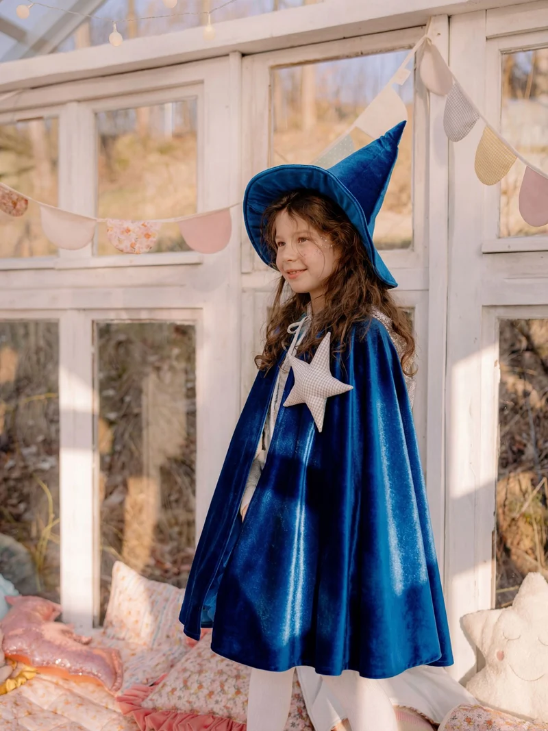 Chapeau de magicien pointu