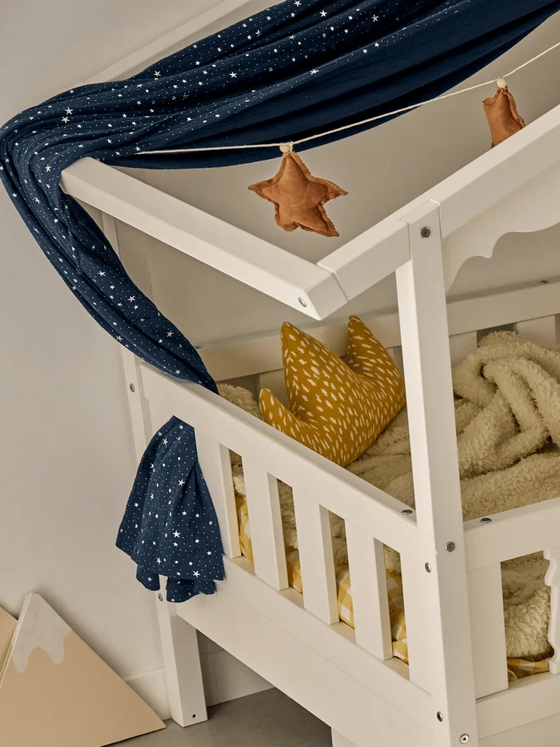 Ciel de lit cabane