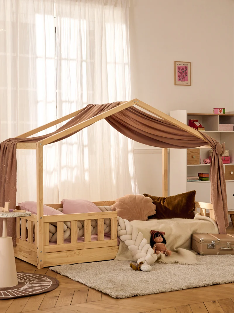 Lit cabane Montessori Paris