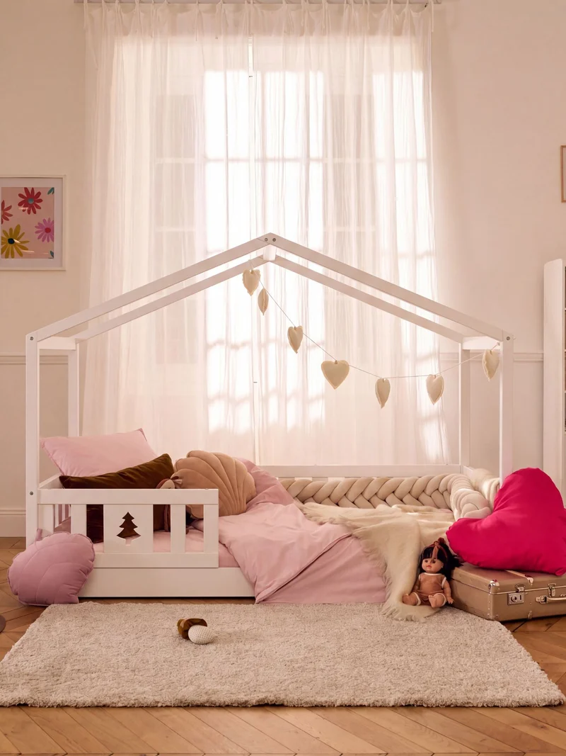 Lit cabane Montessori Paris