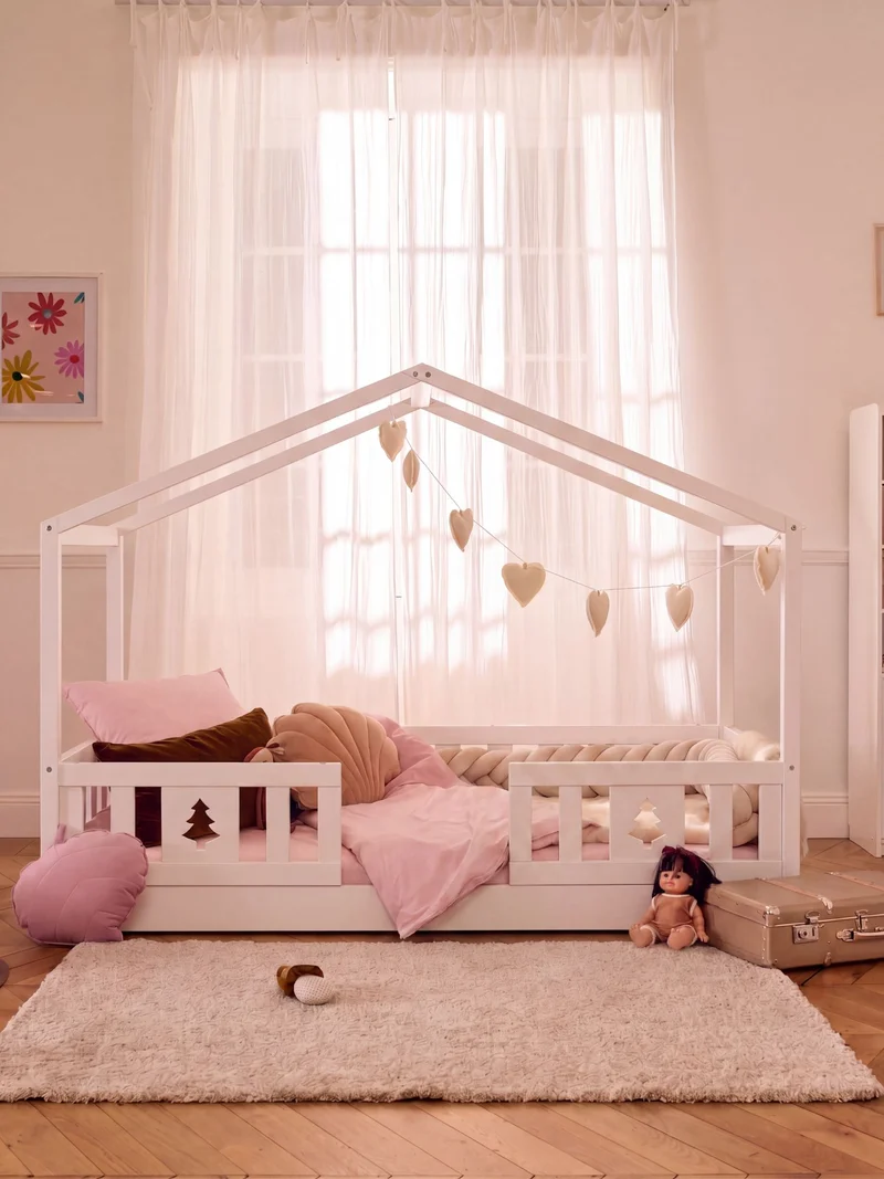 Lit cabane Montessori Paris