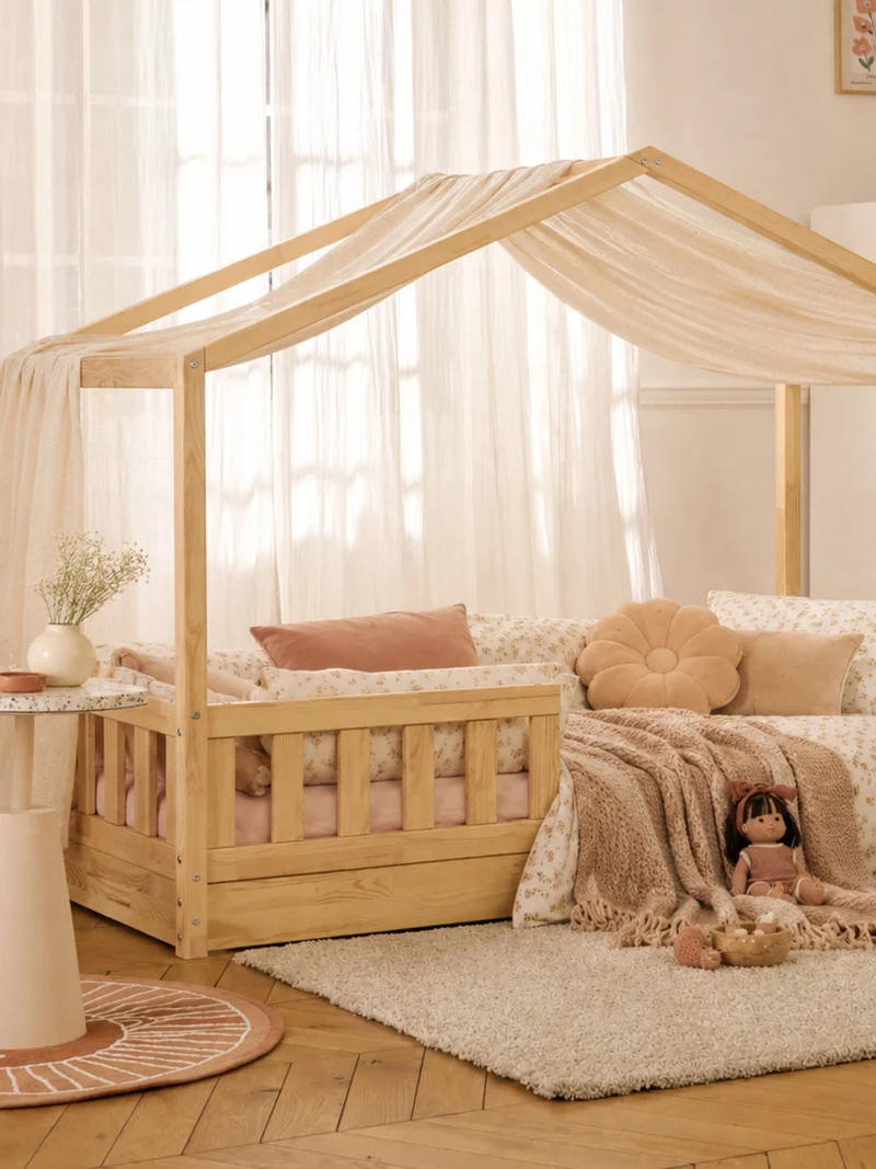 Lit cabane Montessori Paris